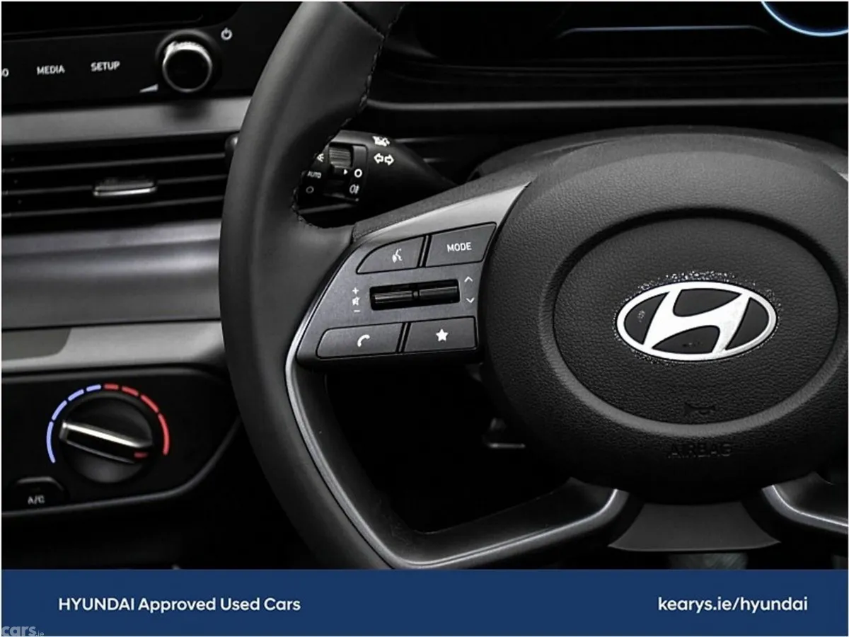 Hyundai i20 Hatchback, Petrol, 2024, Green