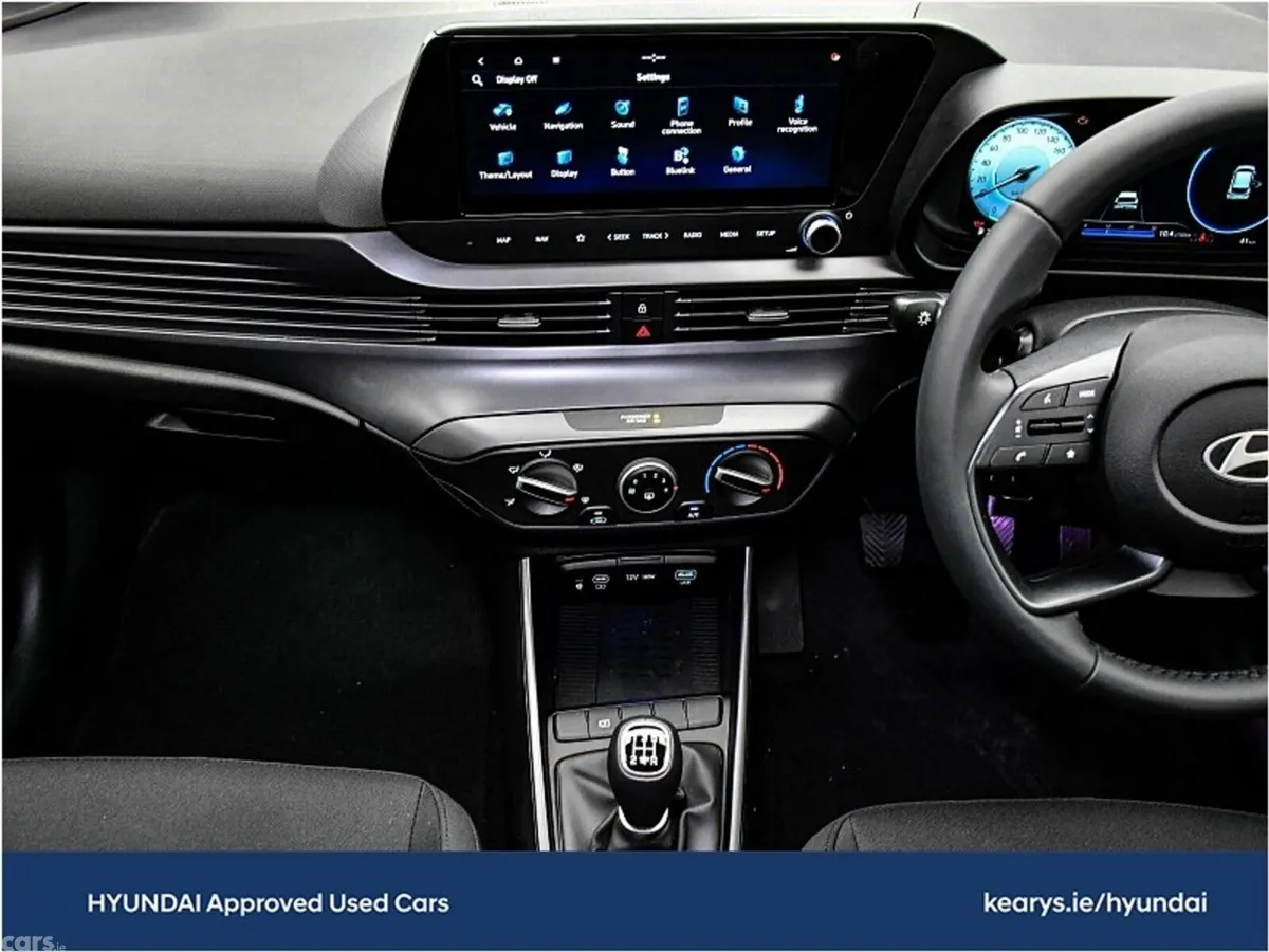 Hyundai i20 Hatchback, Petrol, 2024, Green