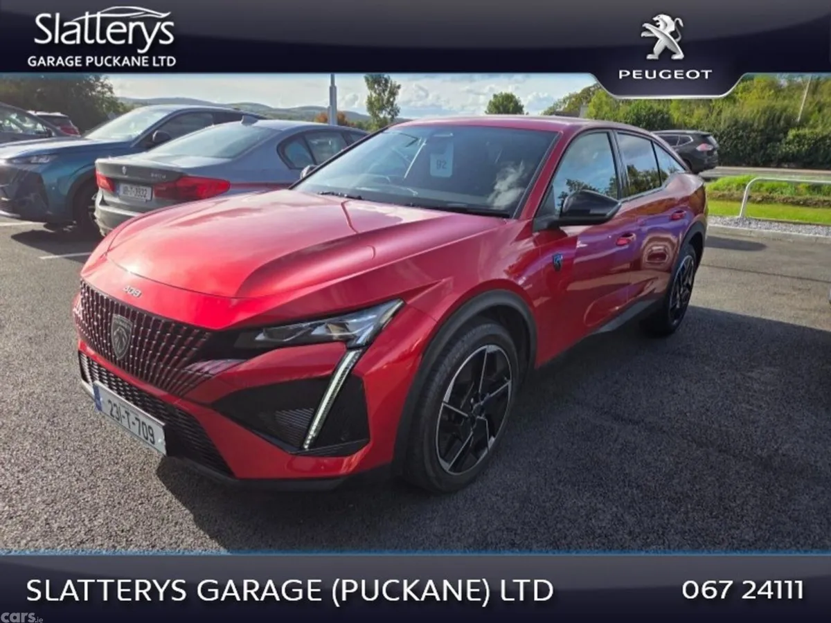 Peugeot 408 Hatchback, Petrol, 2023, Red