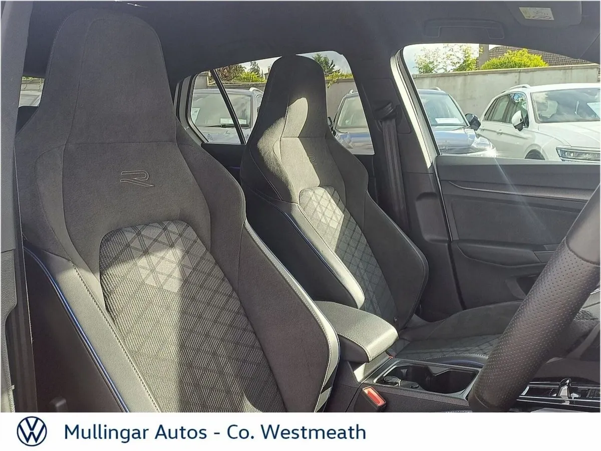 Volkswagen Golf Hatchback, Diesel, 2026, White