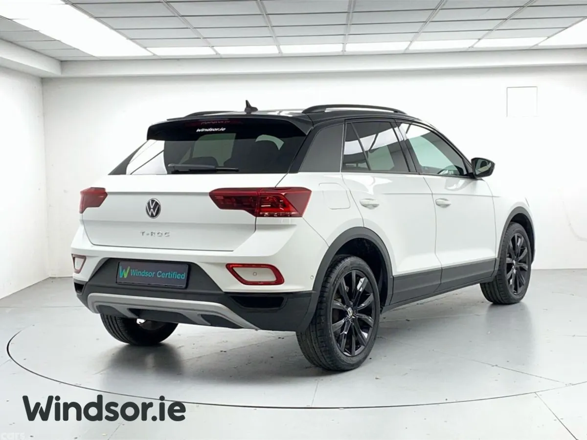 Volkswagen T-Roc SUV, Petrol, 2024, White