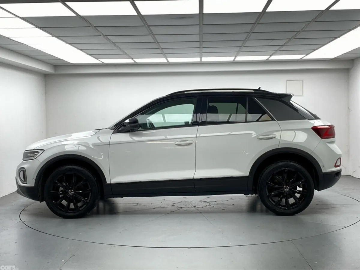 Volkswagen T-Roc SUV, Petrol, 2024, White