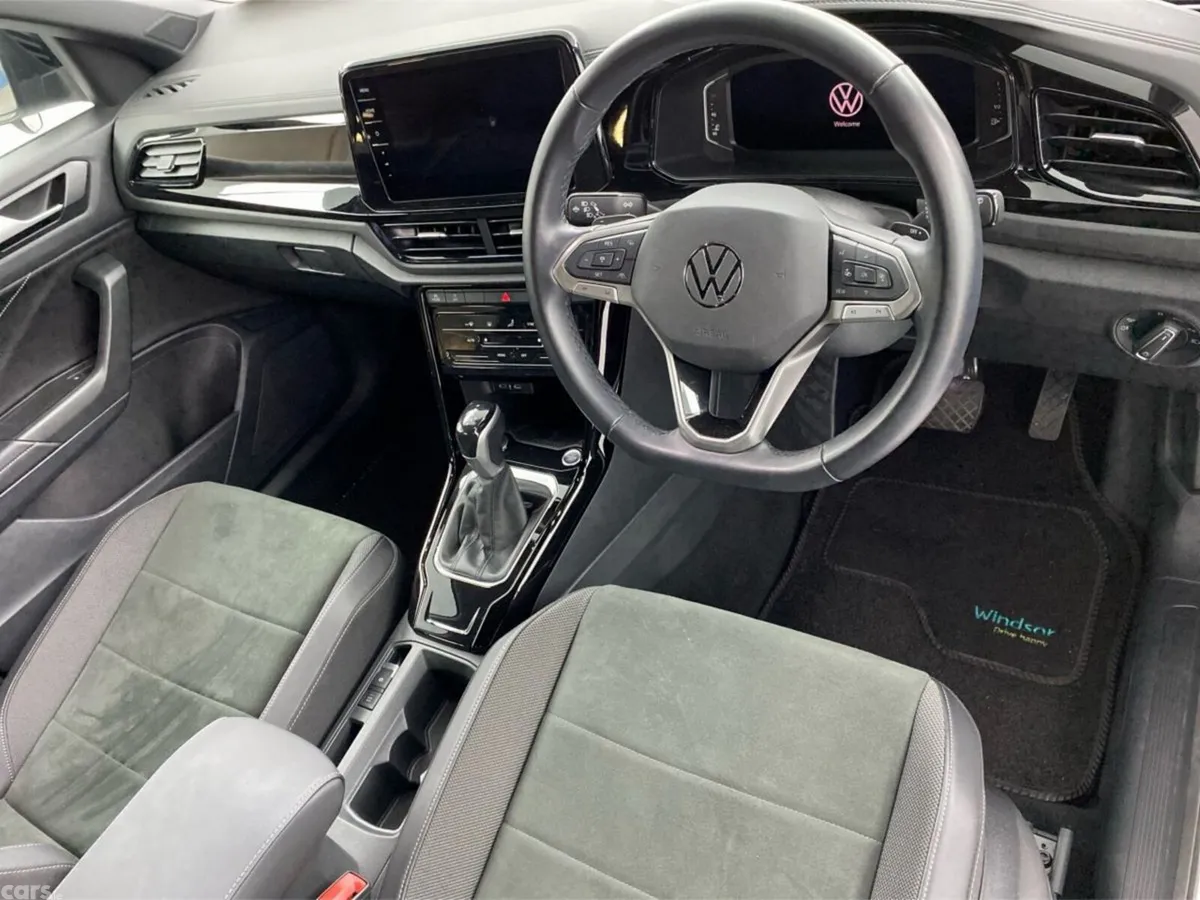 Volkswagen T-Roc SUV, Petrol, 2024, White