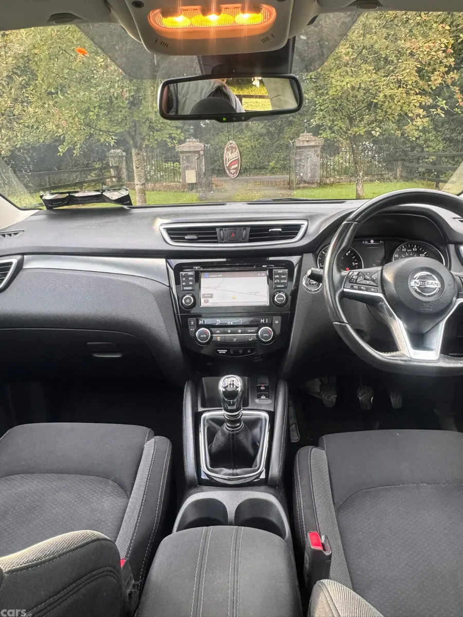 Nissan Qashqai Hatchback, Diesel, 2018, Black