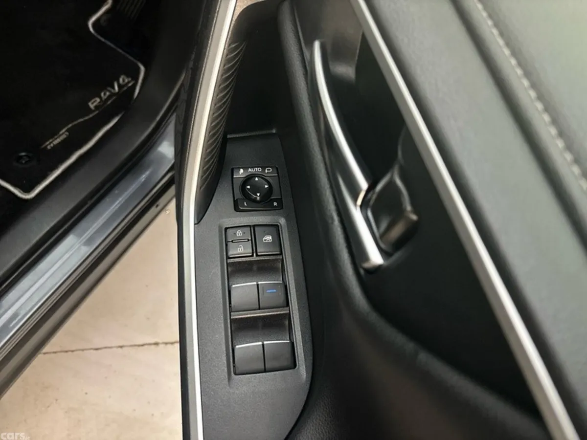 Toyota RAV4 SUV, Petrol Hybrid, 2021, Grey