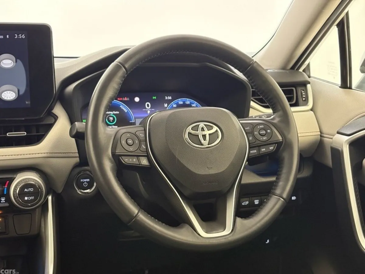 Toyota RAV4 SUV, Petrol Hybrid, 2023, White