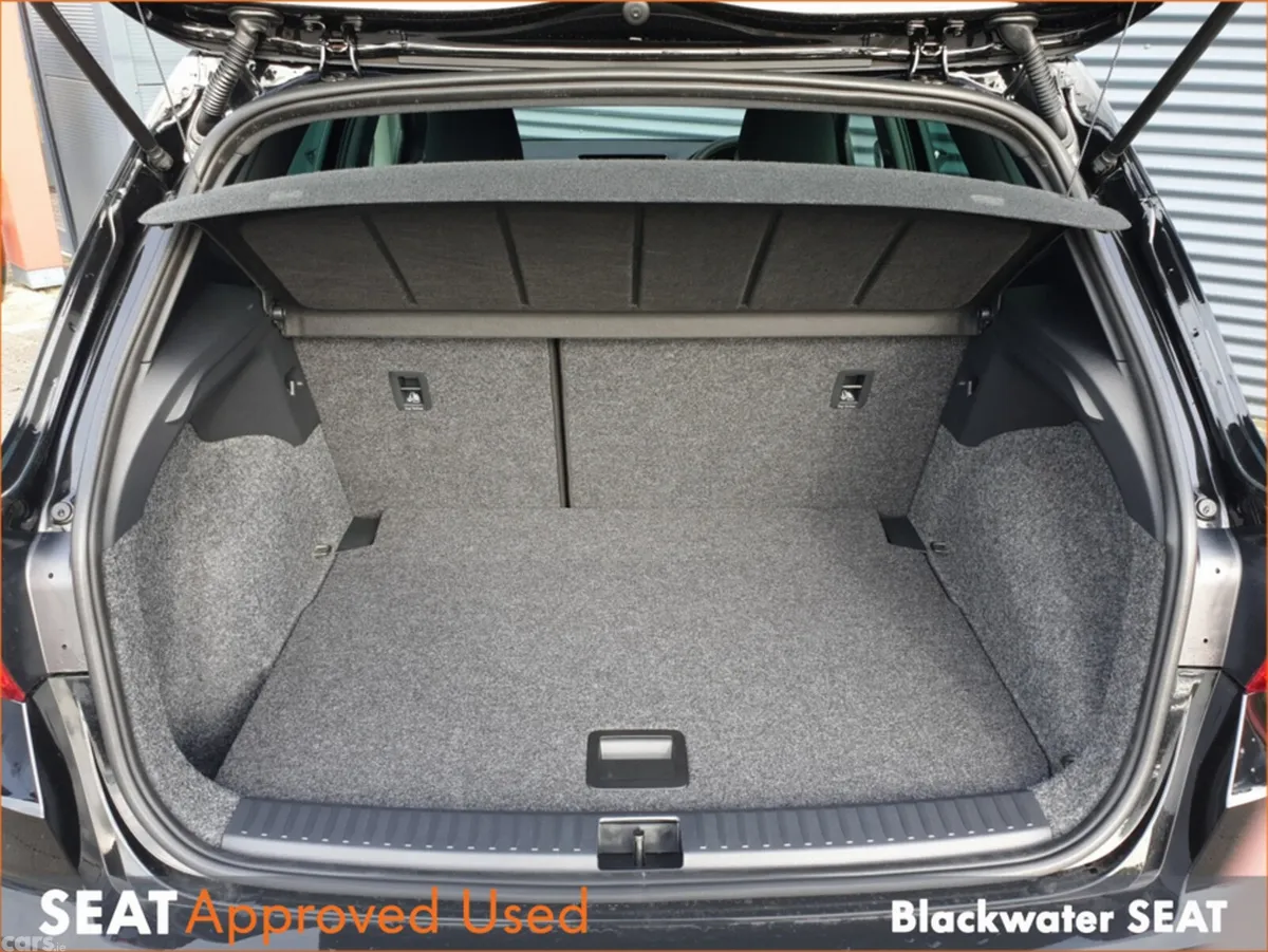 SEAT Arona Hatchback, Petrol, 2026, Black