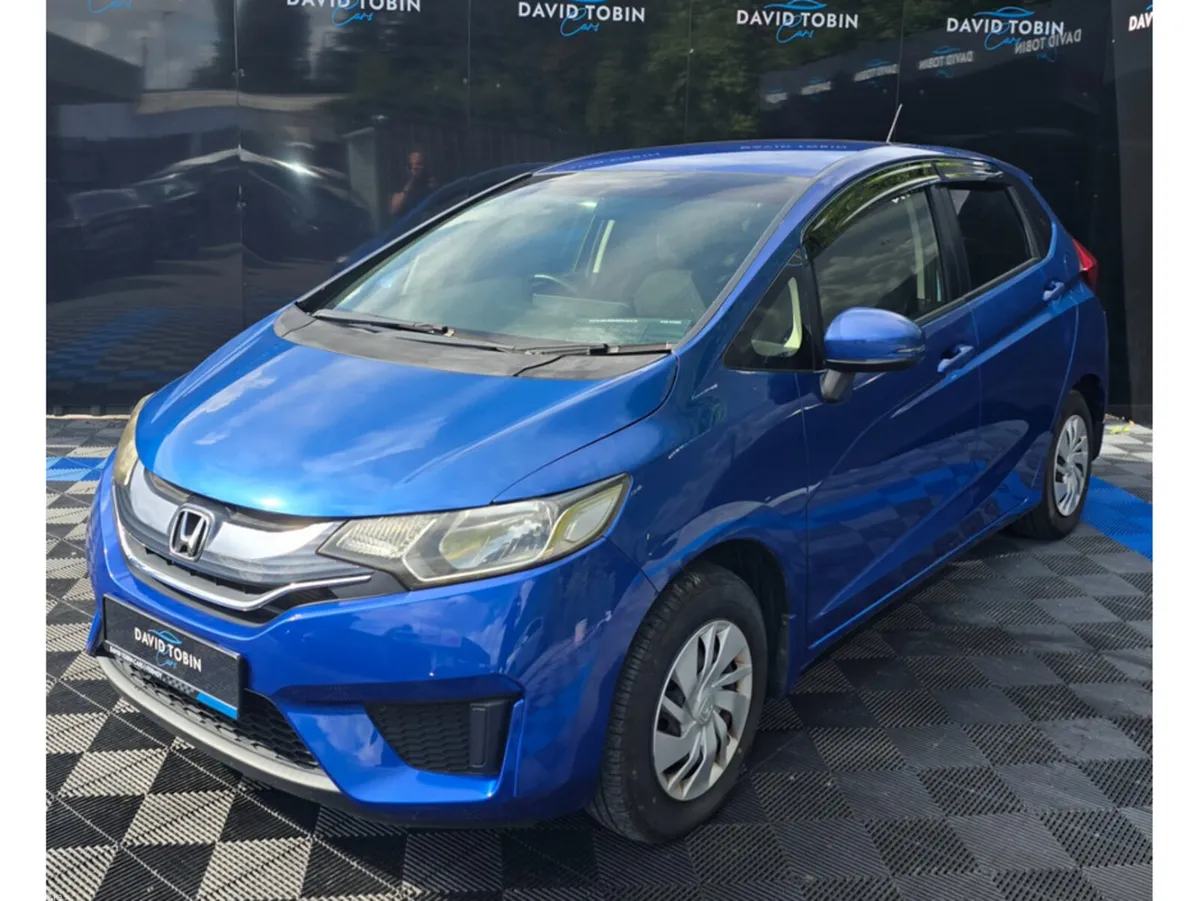 Honda Fit Hatchback, Petrol, 2015, Blue