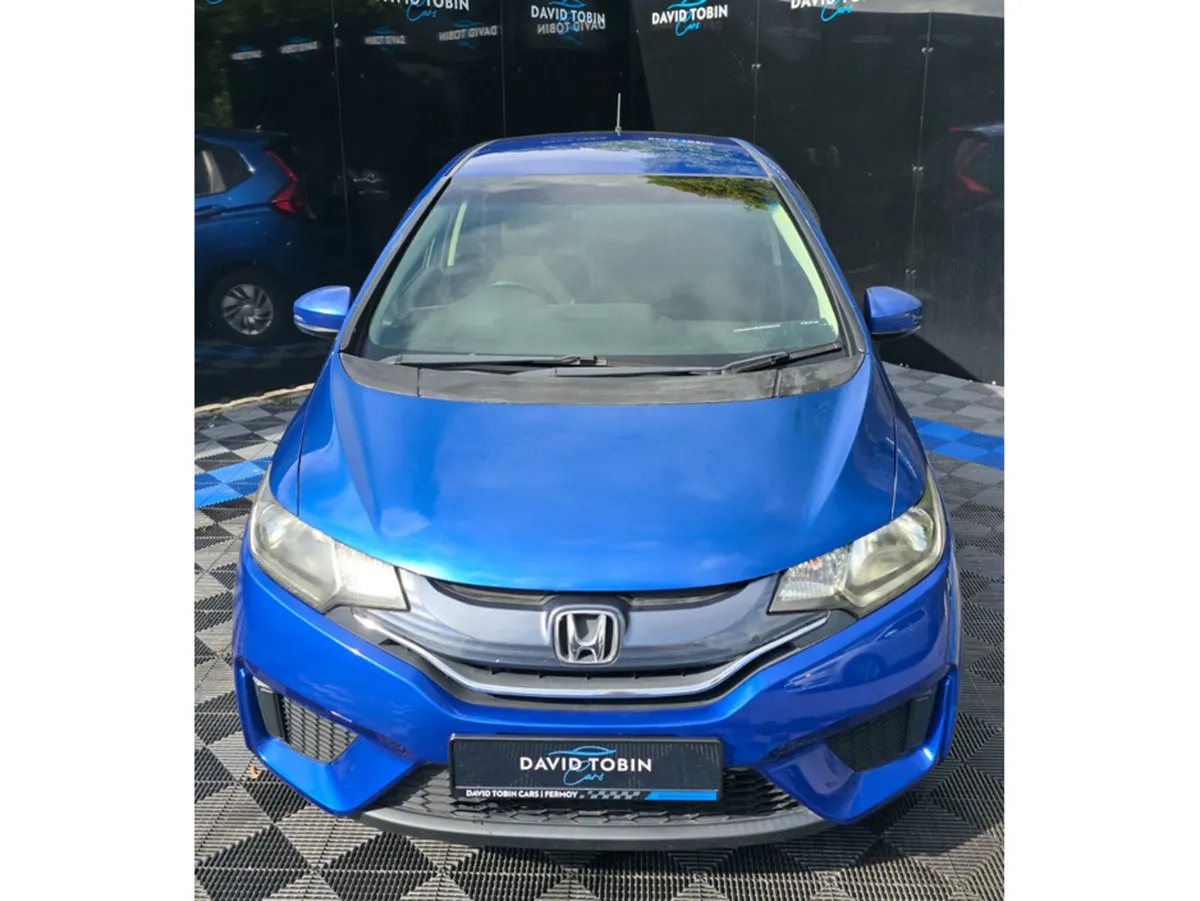 Honda Fit Hatchback, Petrol, 2015, Blue