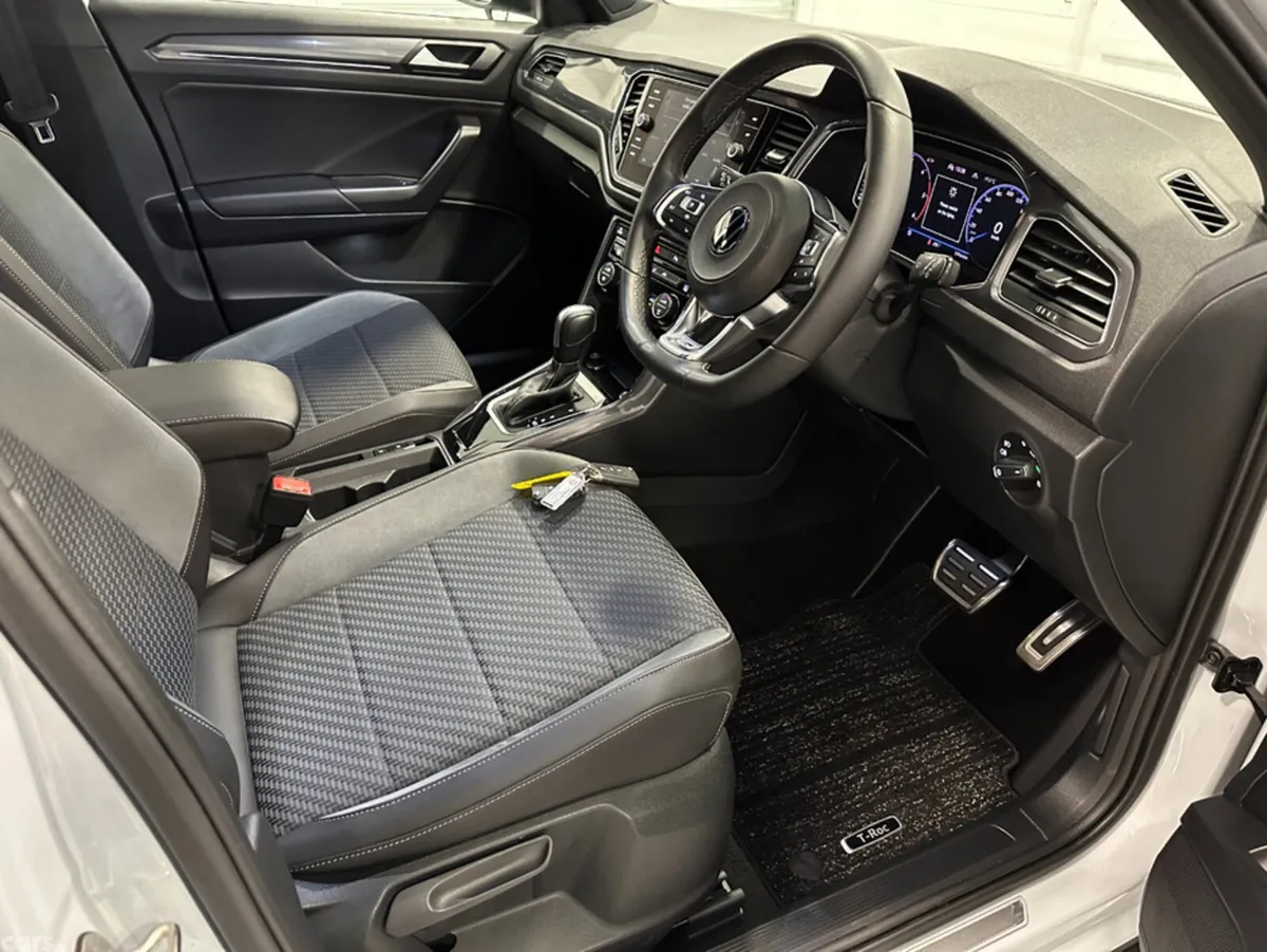 Volkswagen T-Roc SUV, Diesel, 2021, Silver