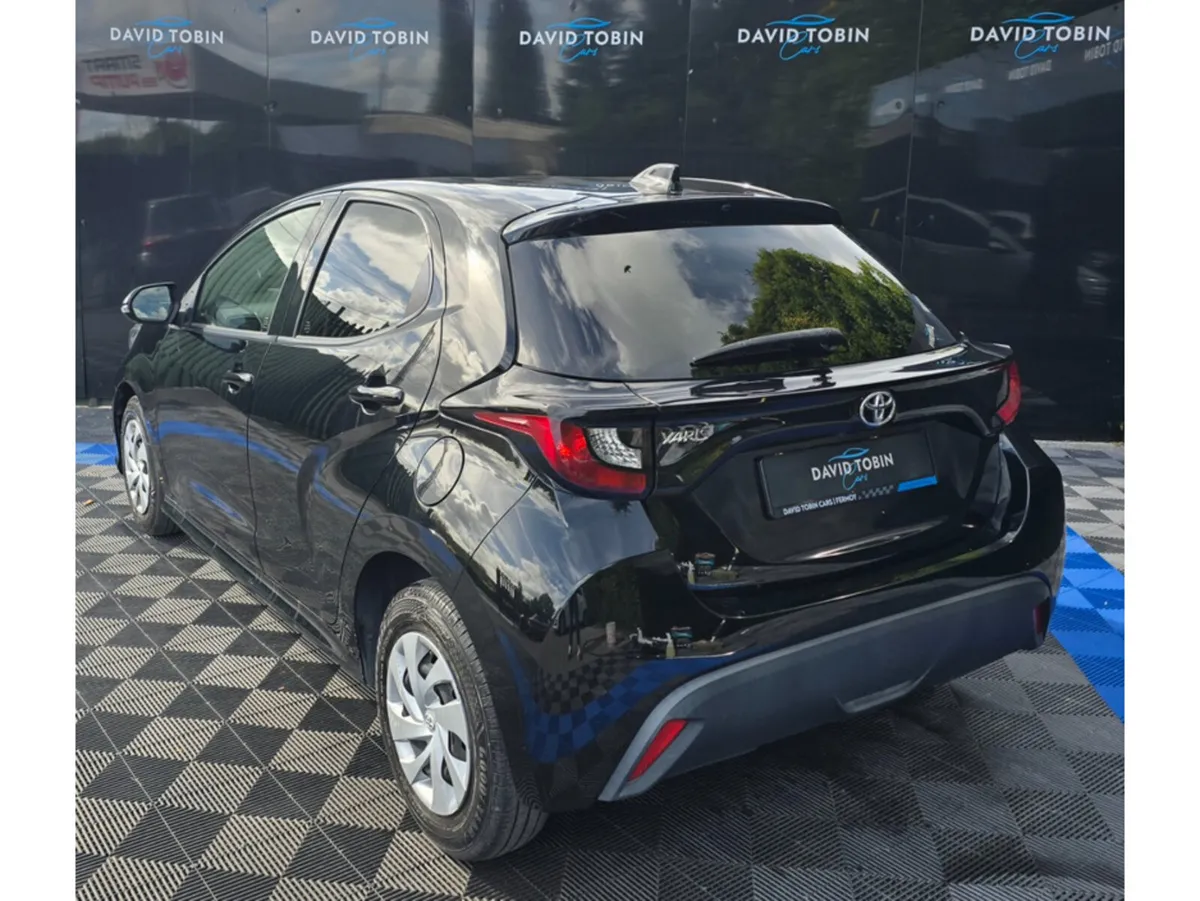 Toyota Yaris Hatchback, Petrol, 2020, Black