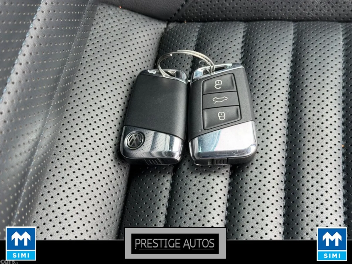 Volkswagen Passat Estate, Petrol, 2016, Blue
