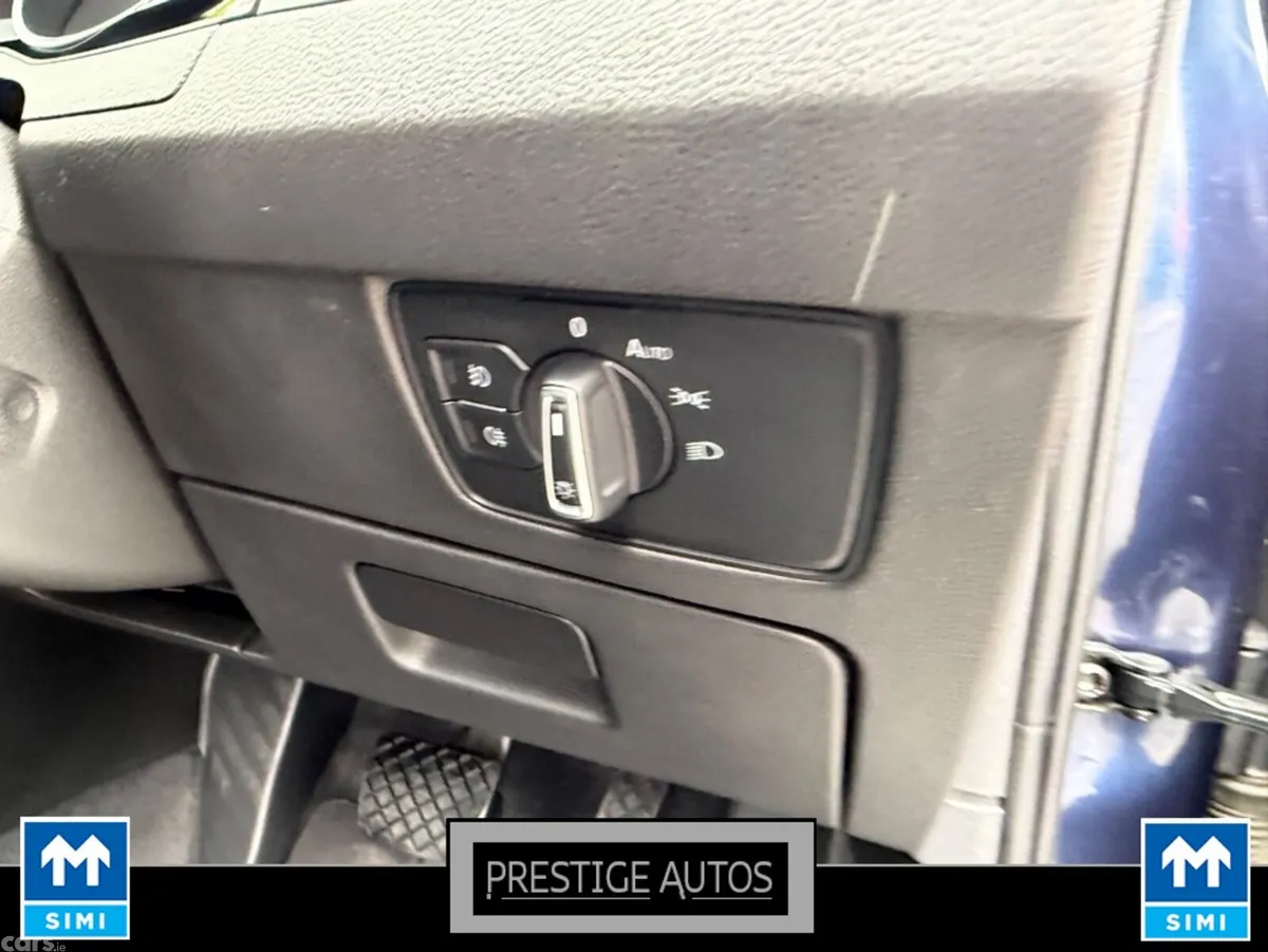 Volkswagen Passat Estate, Petrol, 2016, Blue