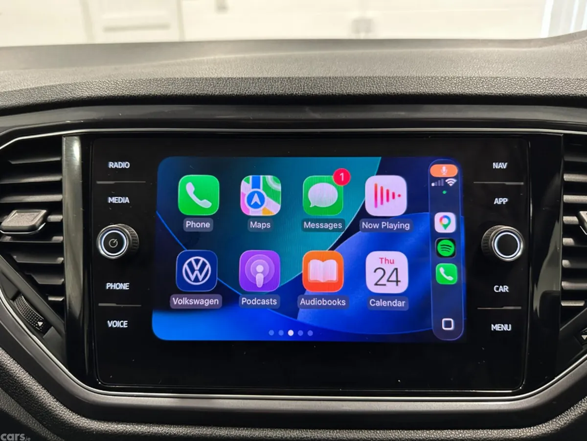 Volkswagen T-Roc SUV, Diesel, 2021, Silver