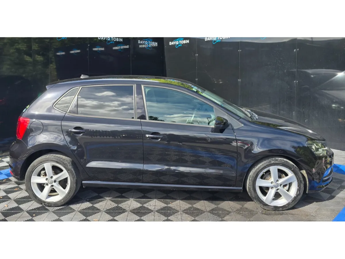 Volkswagen Polo Hatchback, Petrol, 2017, Black