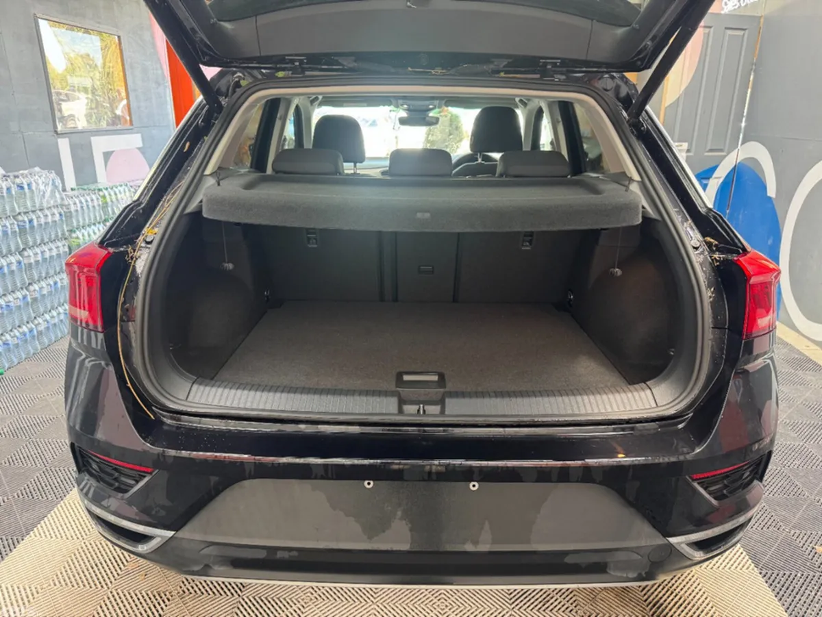 Volkswagen T-Roc SUV, Diesel, 2020, Black