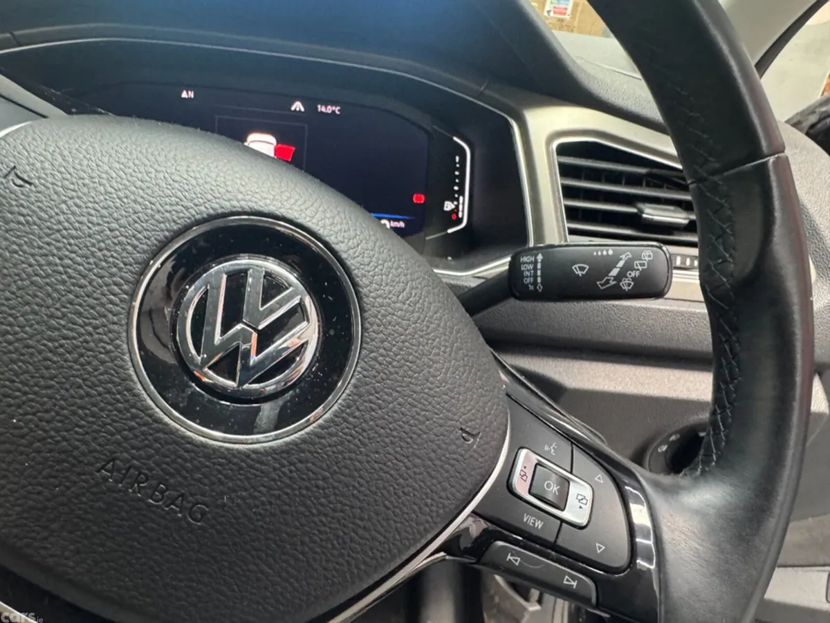Volkswagen T-Roc SUV, Diesel, 2020, Black