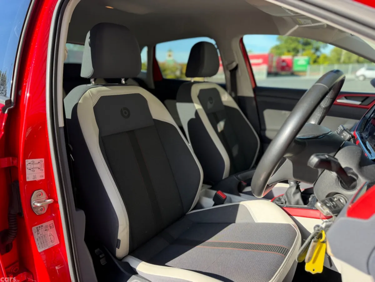 Volkswagen Polo Hatchback, Petrol, 2018, Red