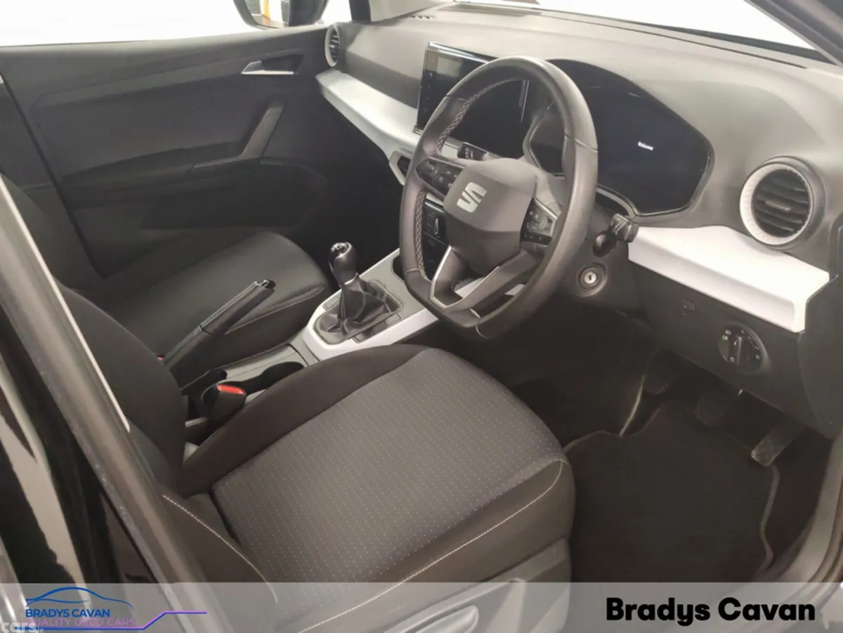 SEAT Arona Hatchback, Petrol, 2024, Black