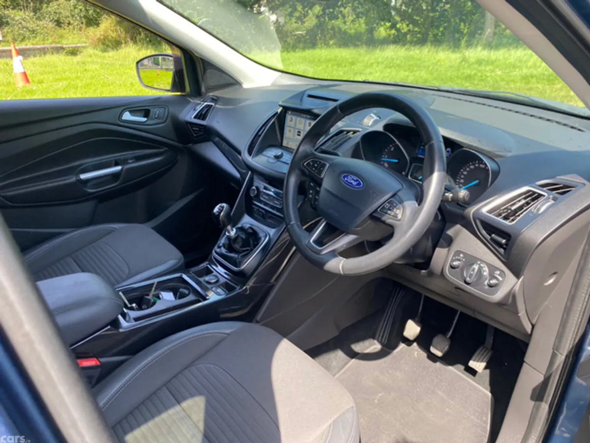 Ford Kuga MPV, Diesel, 2019, Blue