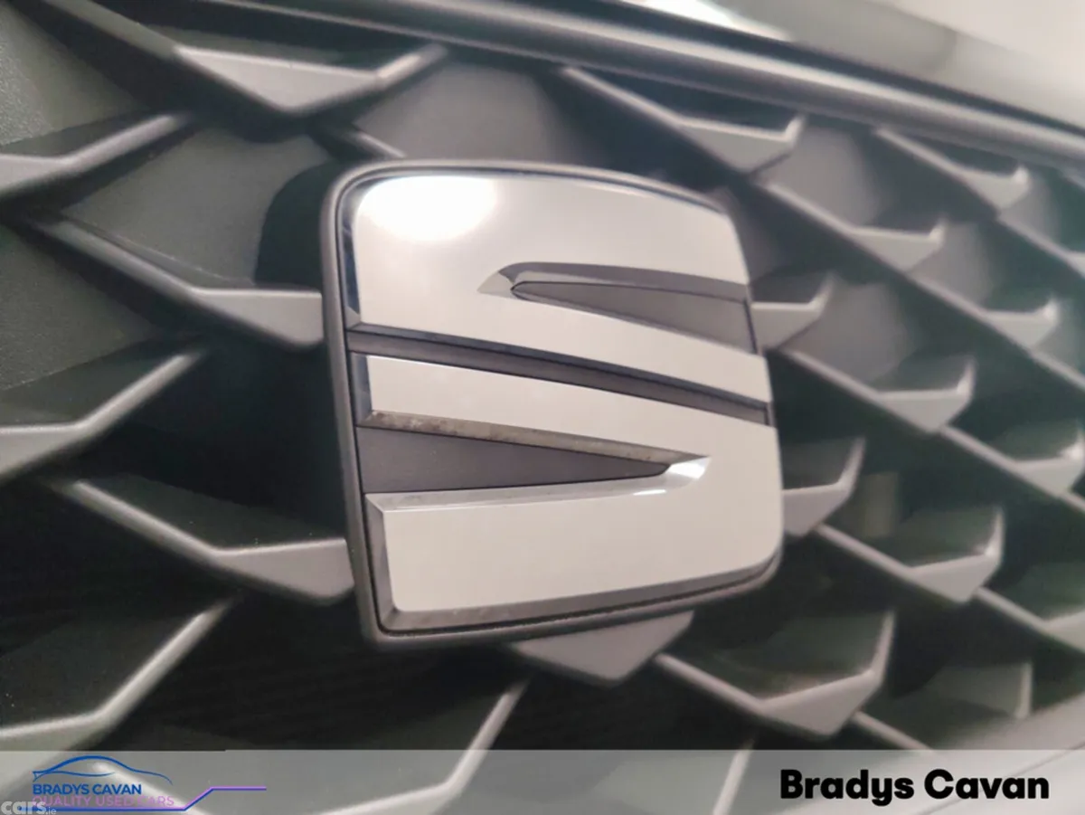 SEAT Arona Hatchback, Petrol, 2024, Black