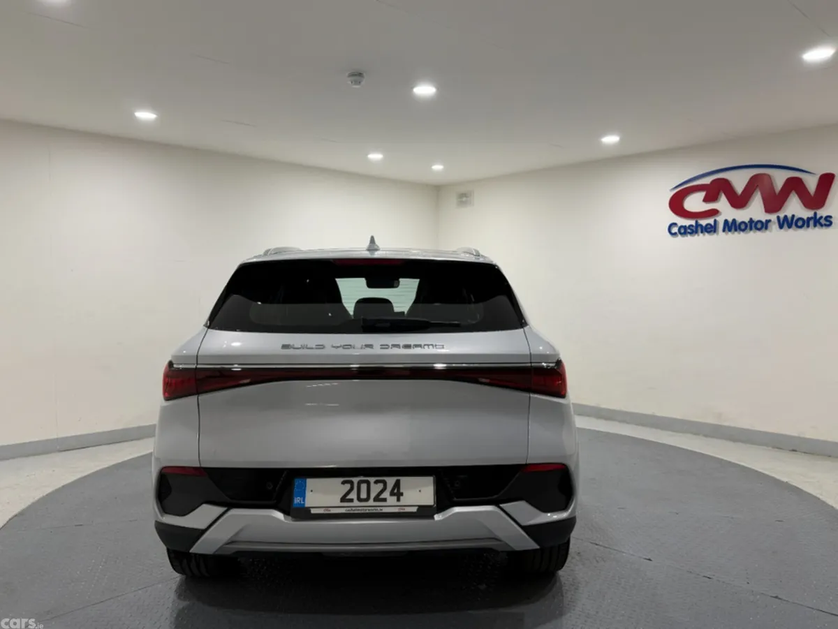 BYD ATTO 3 MPV, Electric, 2024, White