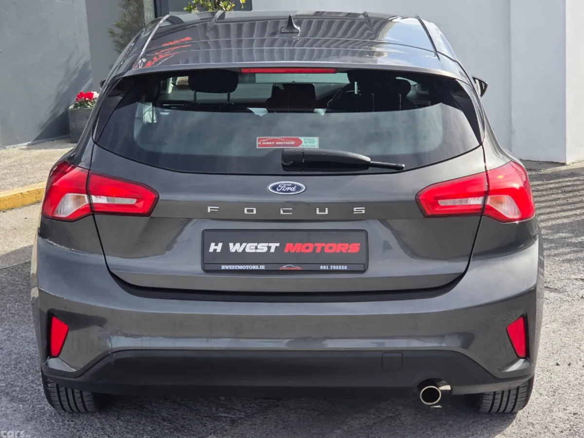 Ford Focus Hatchback, Diesel, 2019, Grey