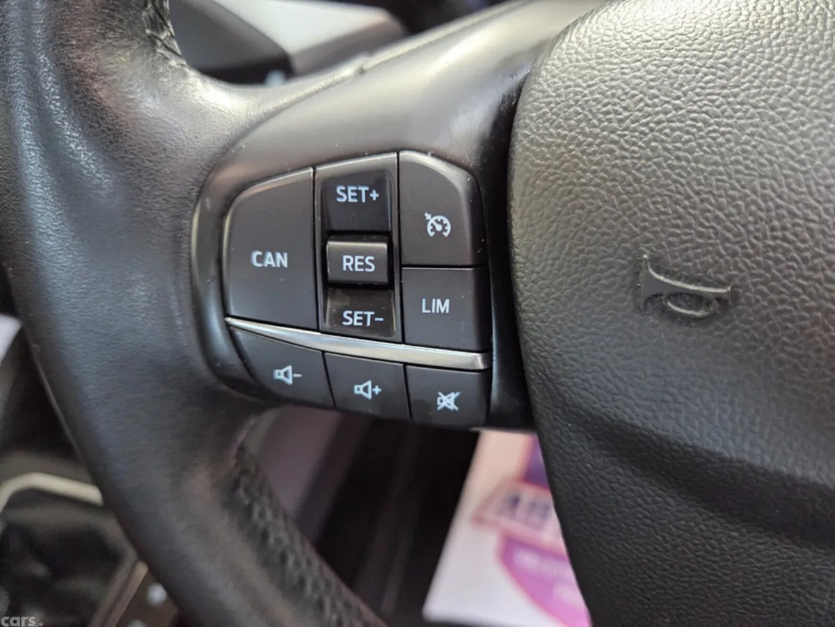 Ford Focus Hatchback, Diesel, 2019, Grey