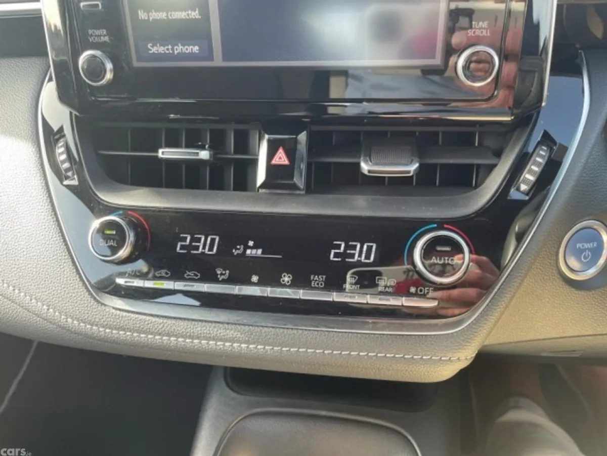 Toyota Corolla Hatchback, Petrol Hybrid, 2023, Black