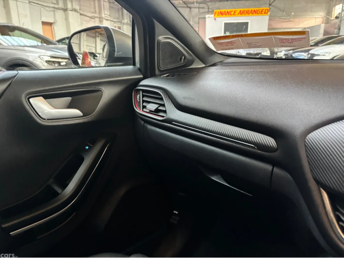 Ford Puma MPV, Petrol, 2023, Silver
