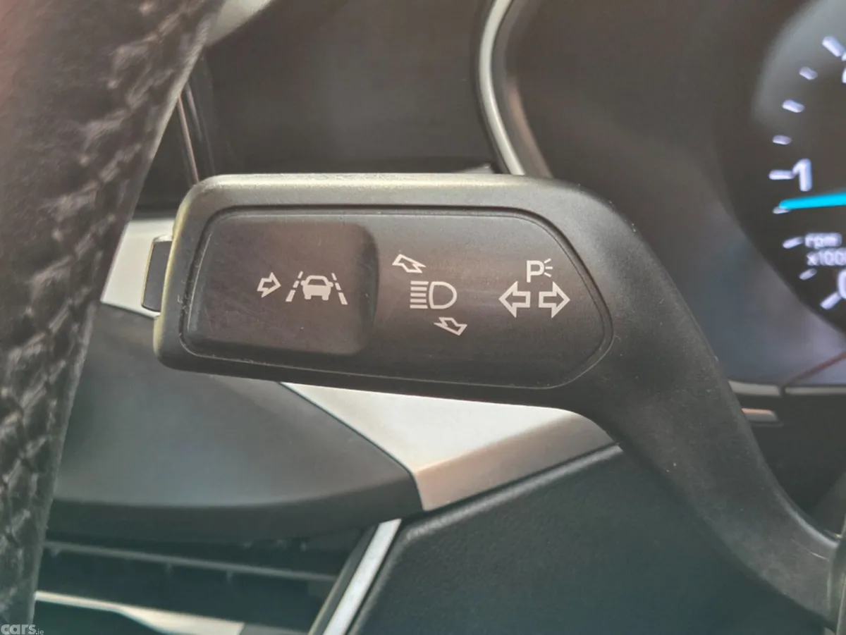 Ford Focus Hatchback, Diesel, 2019, Grey