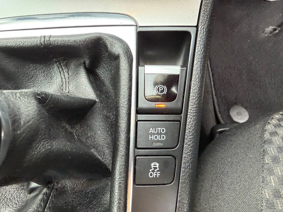 Volkswagen Passat Estate, Diesel, 2013, Black