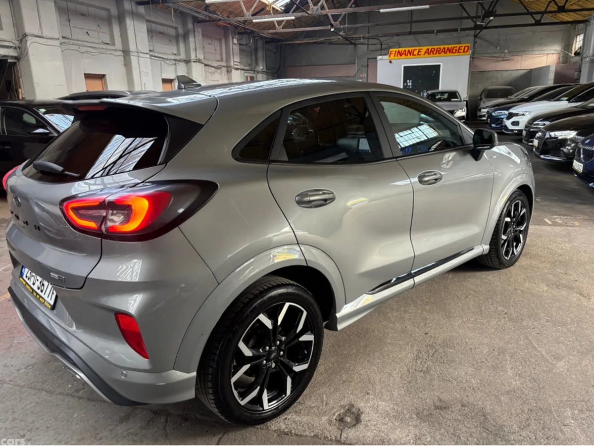 Ford Puma MPV, Petrol, 2023, Silver