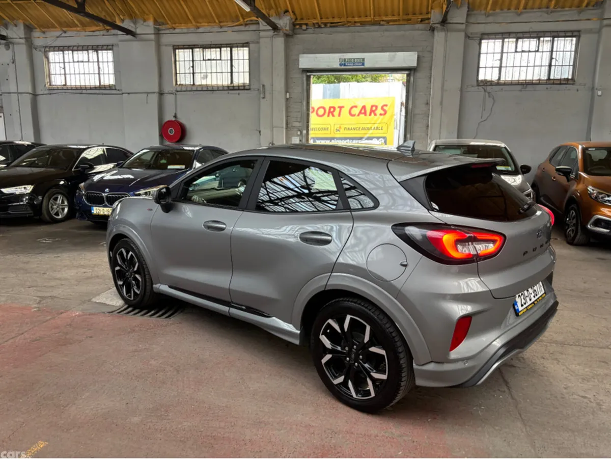 Ford Puma MPV, Petrol, 2023, Silver