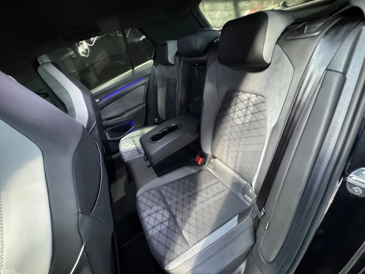 Volkswagen Golf Hatchback, Petrol, 2022, Black