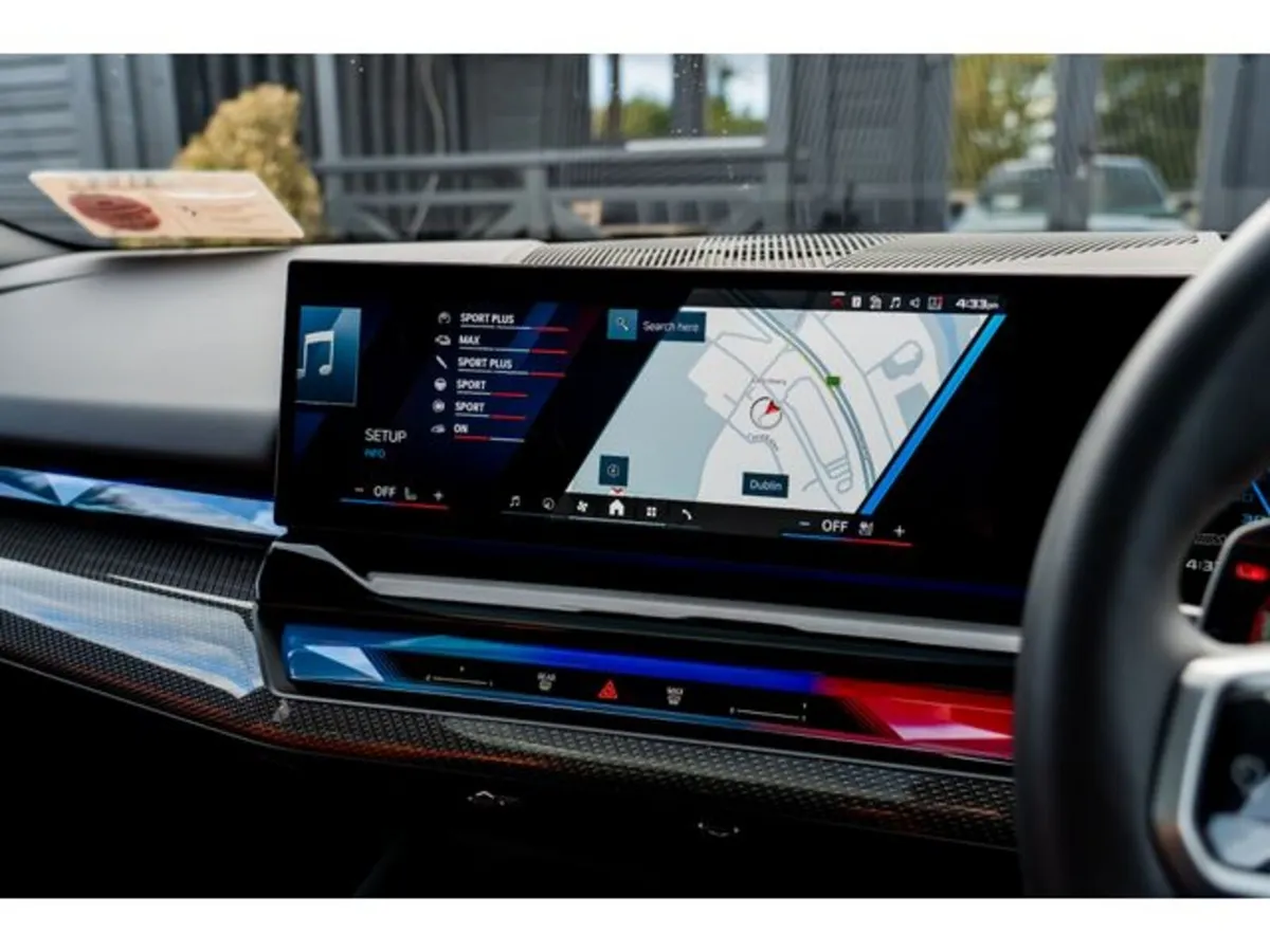 BMW M5 Estate, Petrol Plug-in Hybrid, 2025, Green