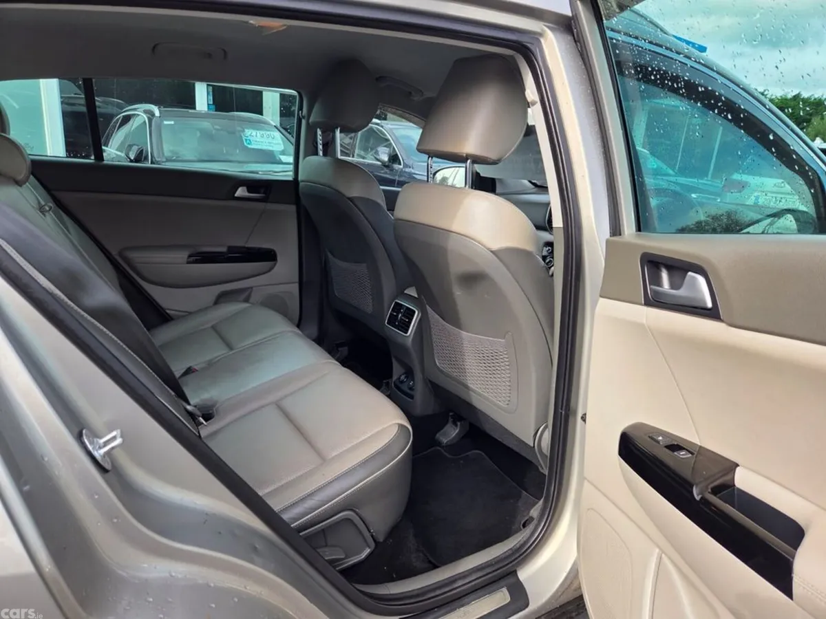 Kia Sportage SUV, Diesel, 2017, Grey