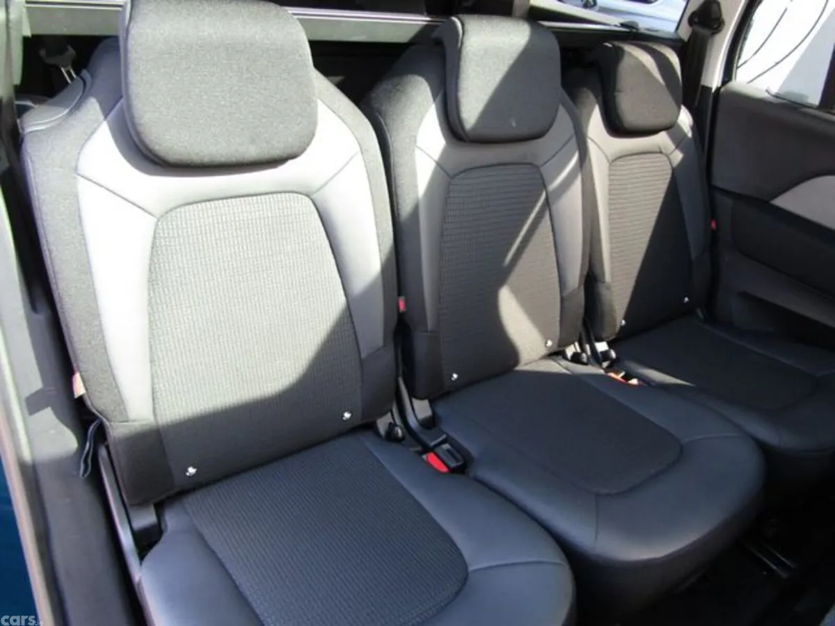 Citroen C4 Spacetourer MPV, Diesel, 2022, Blue