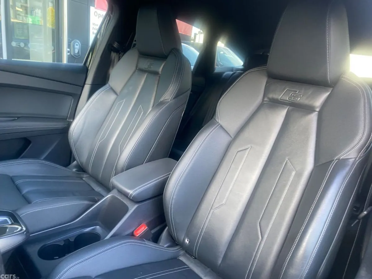 Audi Q4 e-tron Estate, Electric, 2024, Black