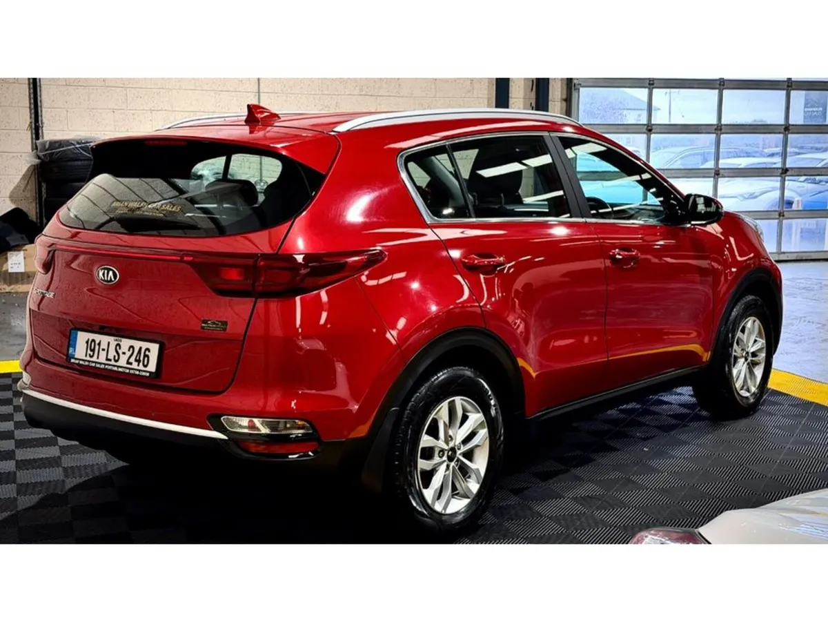 Kia Sportage MPV, Diesel, 2019, Red