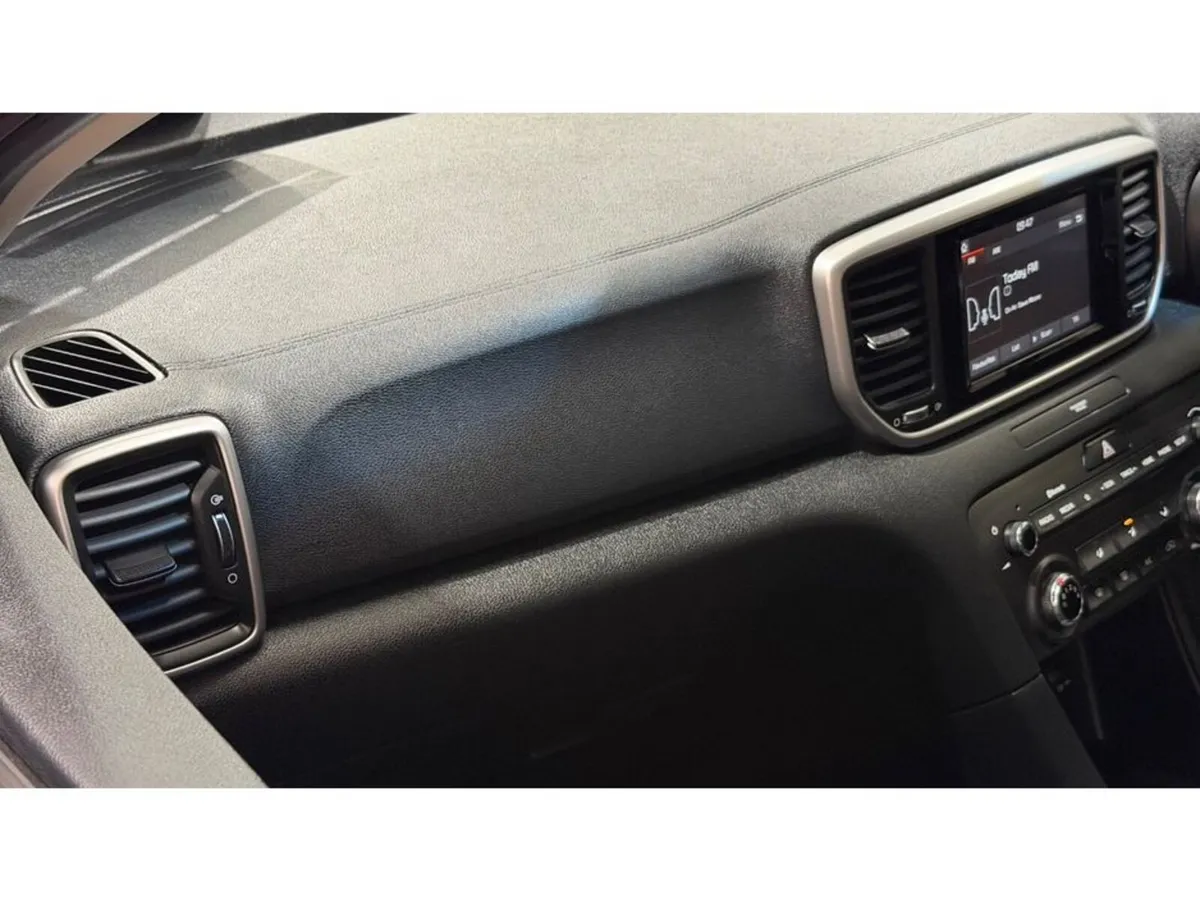 Kia Sportage MPV, Diesel, 2019, Red