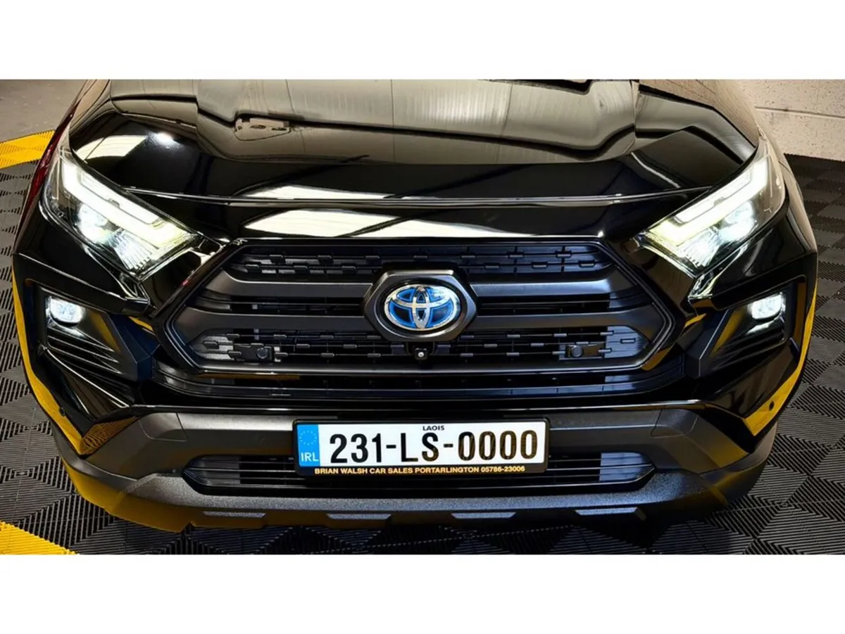 Toyota RAV4 SUV, Petrol Hybrid, 2023, Black
