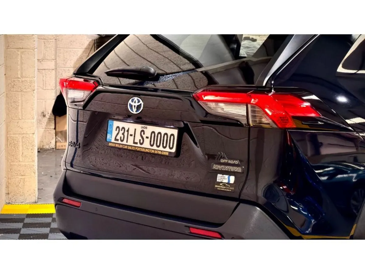 Toyota RAV4 SUV, Petrol Hybrid, 2023, Black