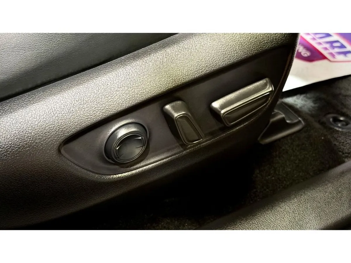 Toyota RAV4 SUV, Petrol Hybrid, 2023, Black