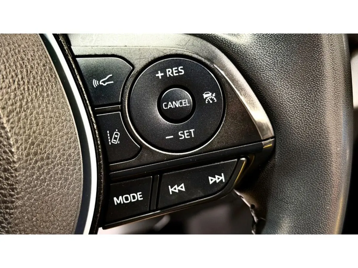 Toyota RAV4 SUV, Petrol Hybrid, 2023, Black