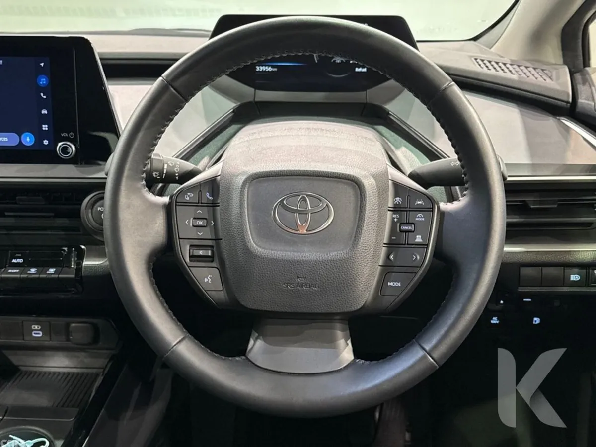 Toyota Prius Hatchback, Petrol Hybrid, 2024, White