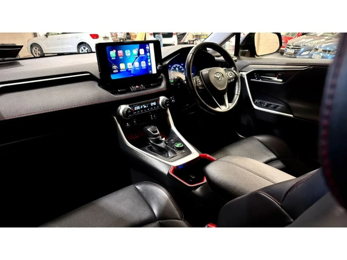 Toyota RAV4 SUV, Petrol Hybrid, 2023, Black