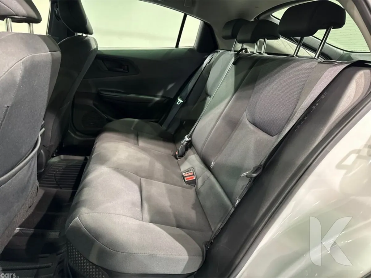 Toyota Prius Hatchback, Petrol Hybrid, 2024, White