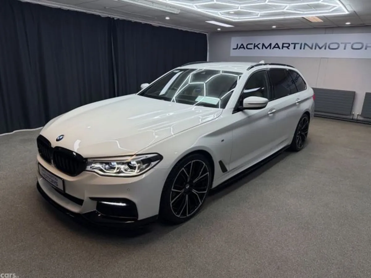 BMW 5-Series Estate, Diesel, 2017, White