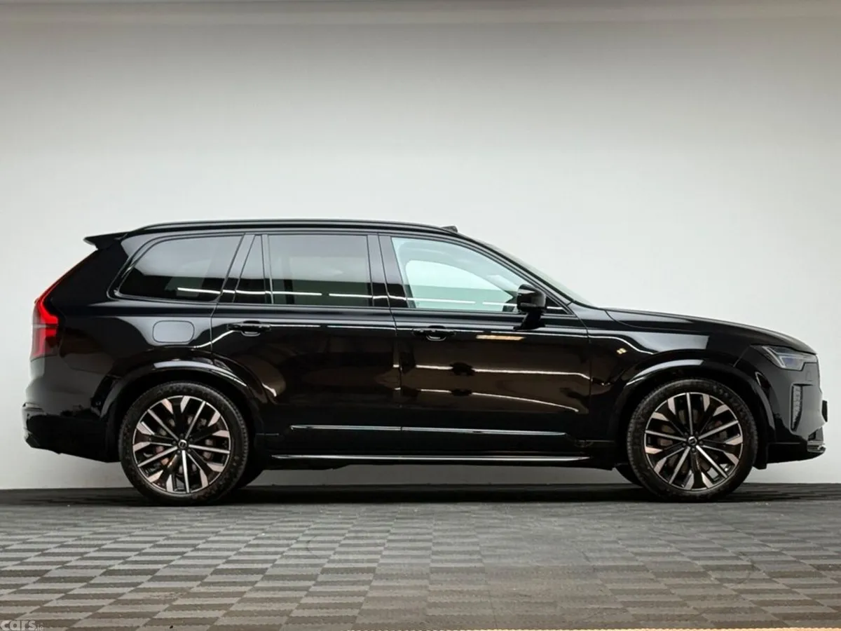 Volvo XC90 SUV, Petrol Plug-in Hybrid, 2026, Black